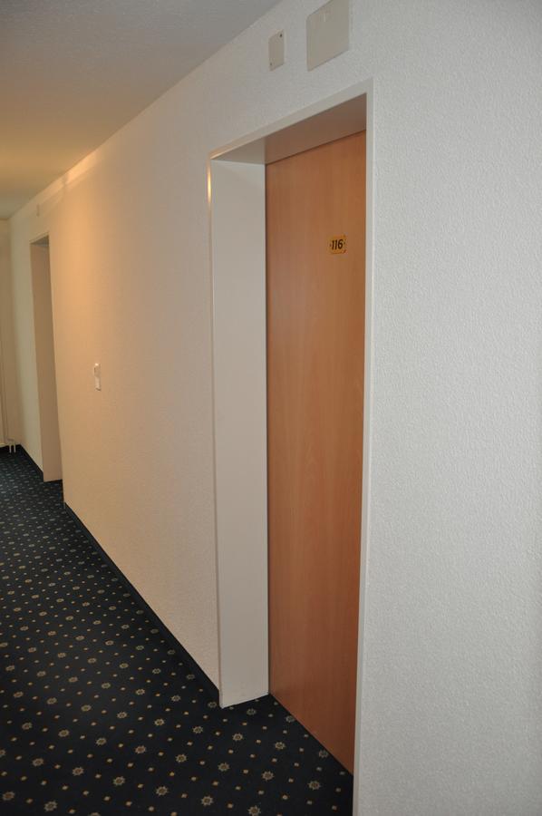 洛温酒店 Mellingen 外观 照片